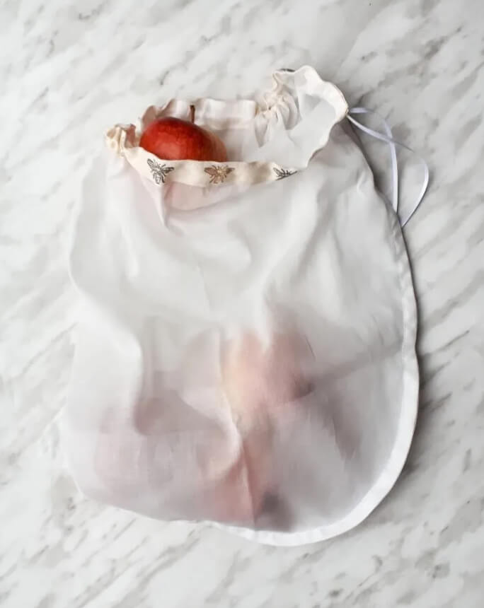 The Perfect Reusable Grocery Shopping Bag Is in Your Scrap Pile