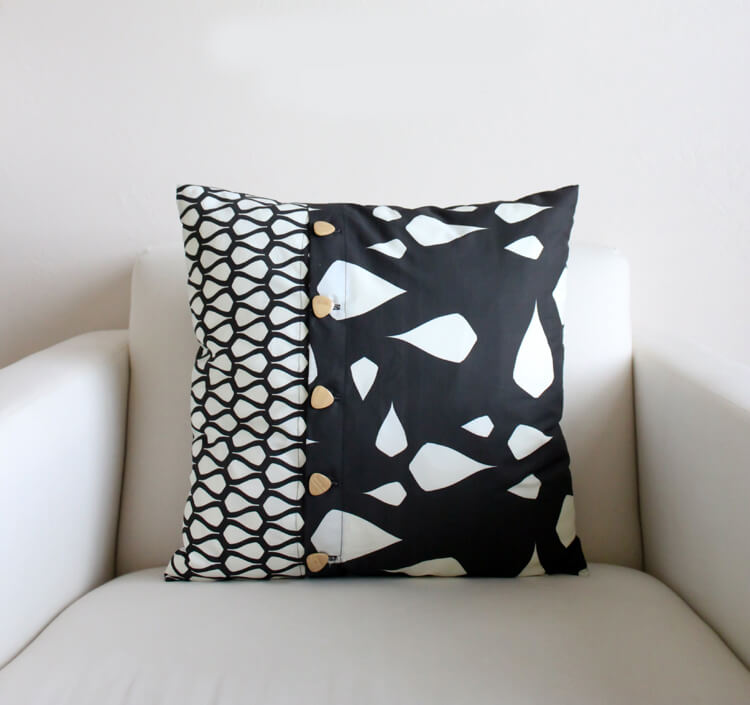 DIY Buttoned Envelope Pillow Case