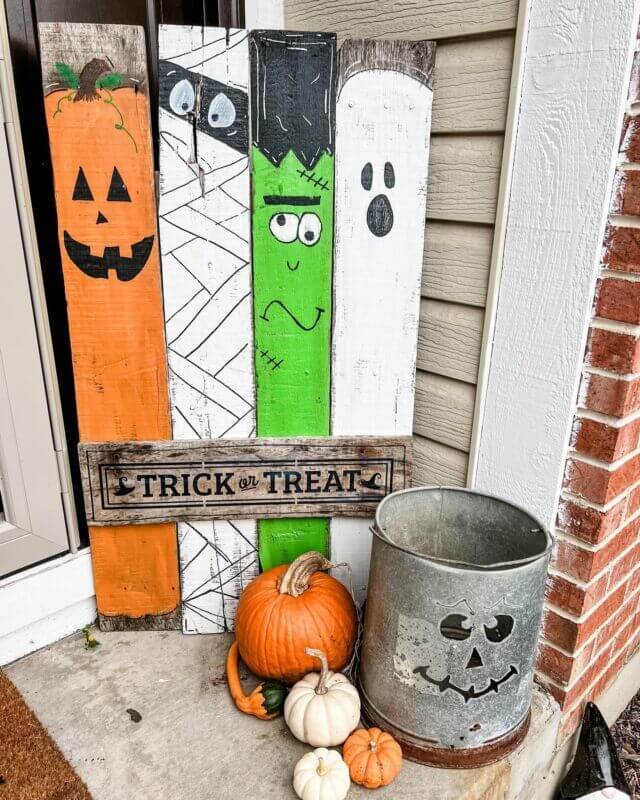 Wooden Painted Halloween Faces Setup