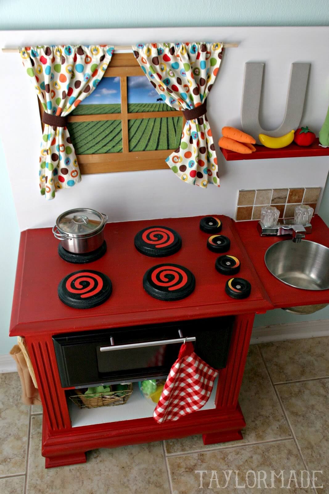 Stylish DIY Play Kitchen Decor