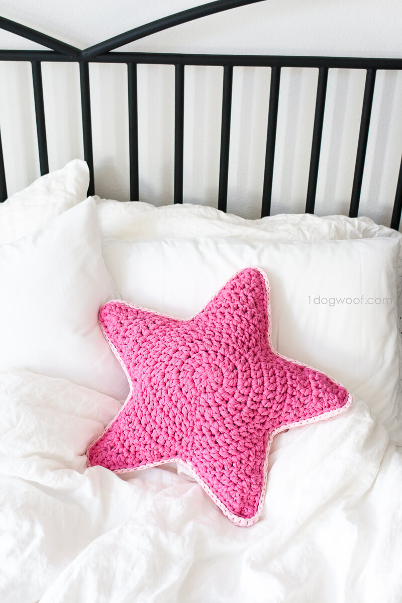 Sweet Plushie Crochet Star Pillow