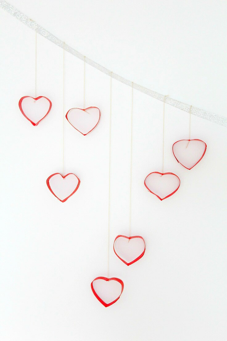 Simple Valentine’s Day Heart Garland