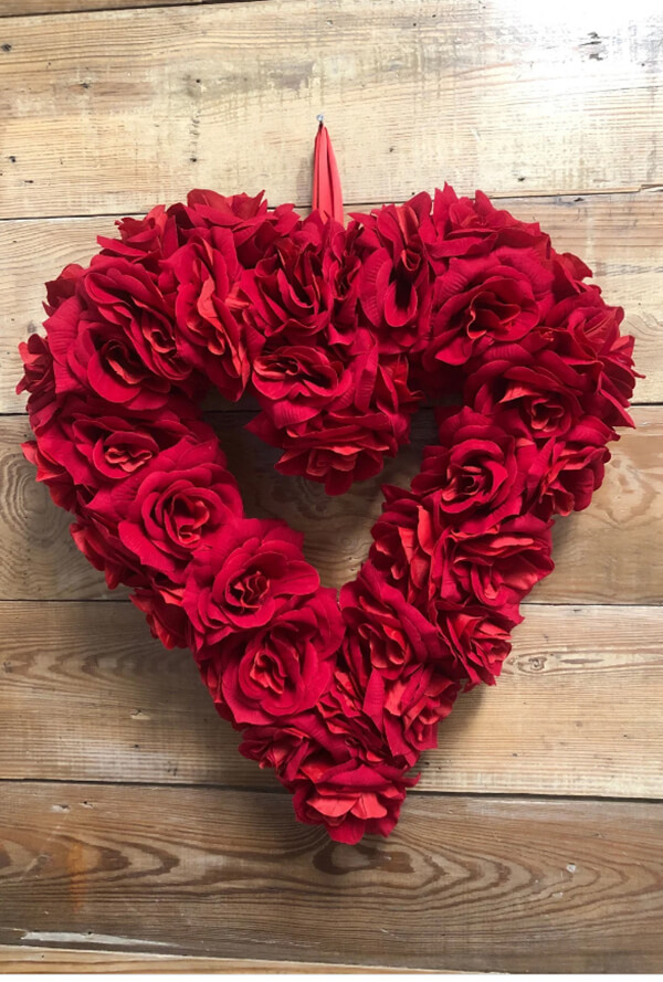 Bright Heart Shaped Hanging Roses
