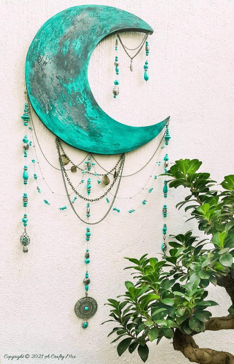 DIY Beautiful Half-Moon Dreamcatcher Wreath