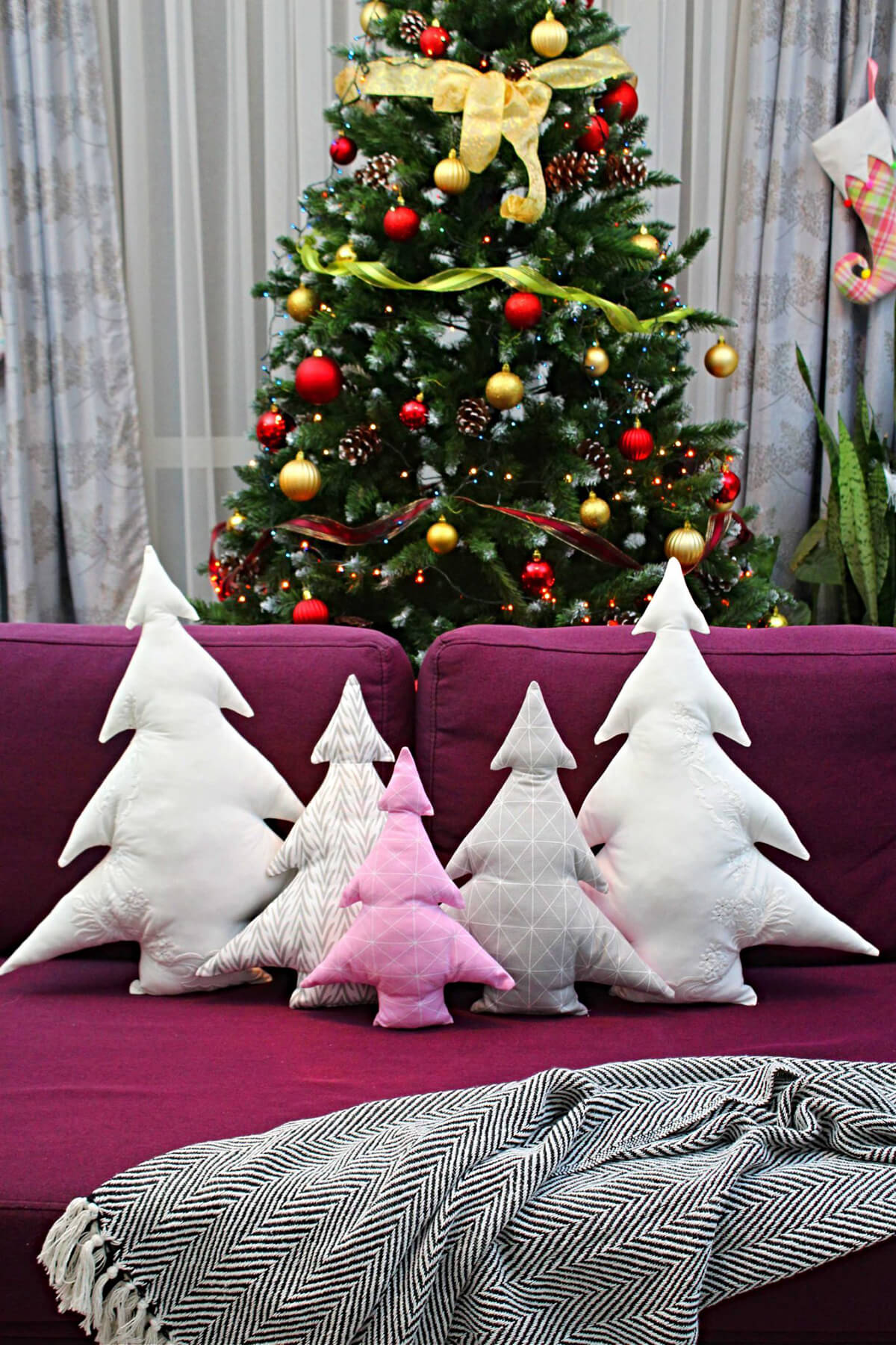 Stunning Decorative Christmas Tree Pillows