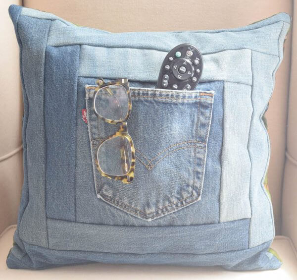 Traditional Style DIY Denim Pocket Pillow