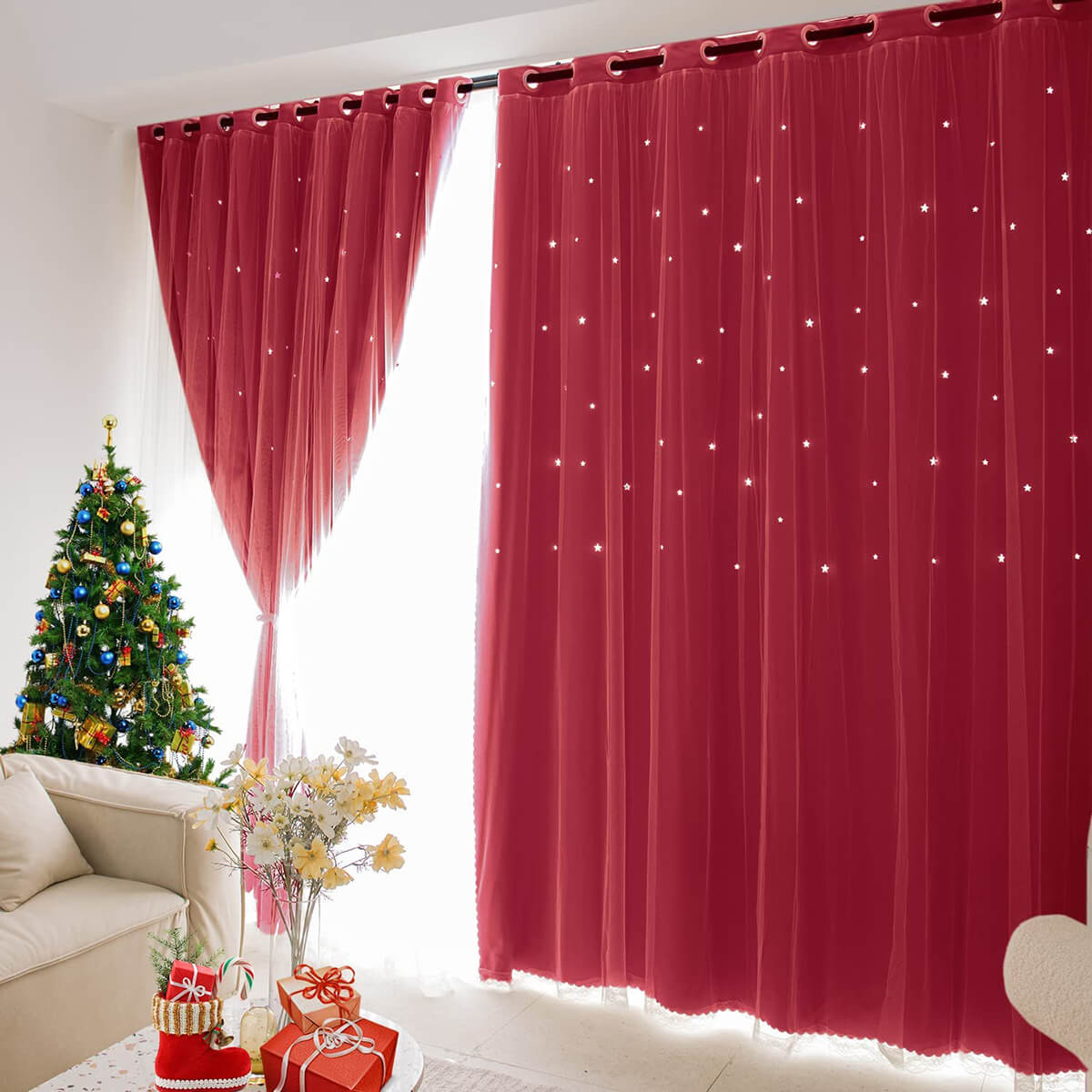 Unique Double Layer Curtains With Star Cutouts Homebnc   25 Christmas Curtain Ideas Designs Homebnc 