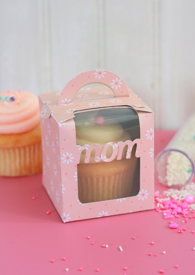 Compact Sweet DIY Gift Box