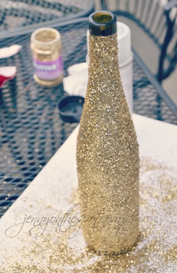 Glamming Up Your Party with Glitter