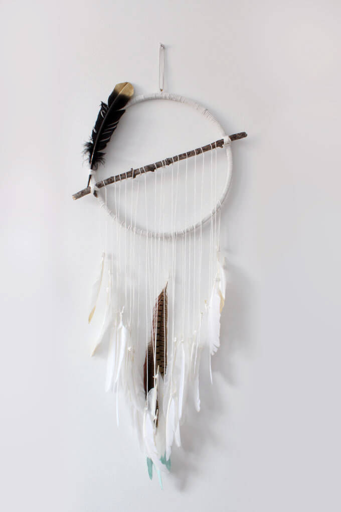 Sophisticated Handmade Feather Dreamcatcher Design