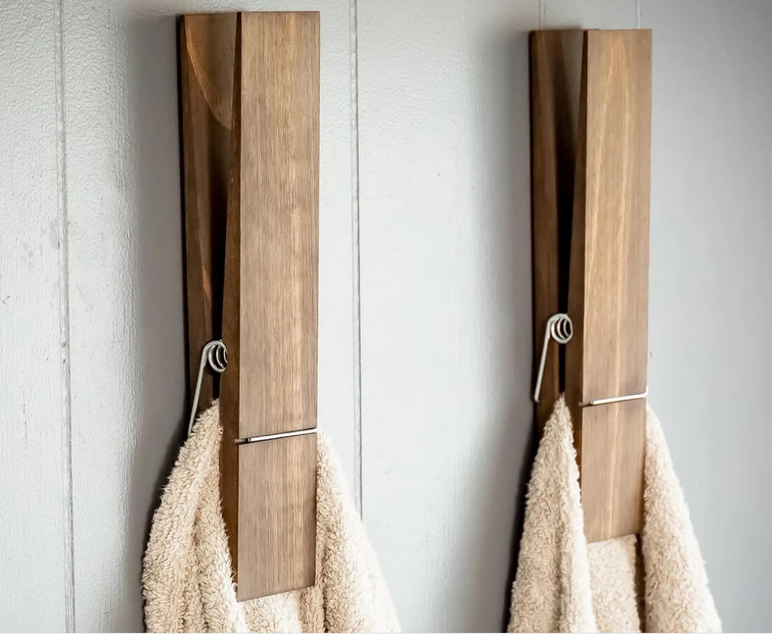 Handmade Extra-Large Clothespin Laundry Room Organizer Ideas