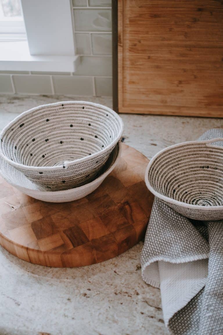 The Best DIY Basket Ideas: Bowl-Shaped Rope Baskets
