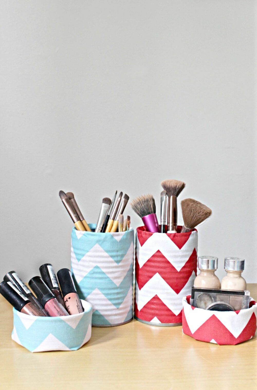 Upcycled Tin Can Homemade Makeup Organizer Ideas