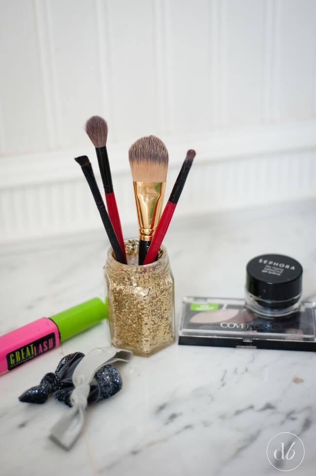 Makeup Brush Roll Holder Tutorial ~ DIY Tutorial Ideas!