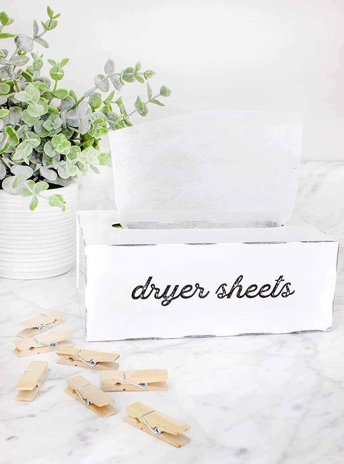 19 Best DIY Dryer Sheet Storage Ideas for 2023