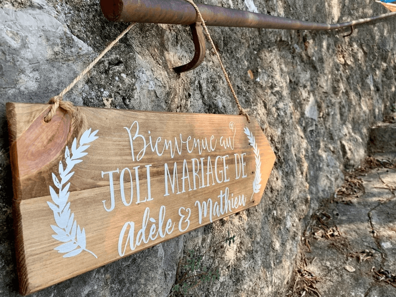 Customized Wooden Pallet Wedding Sign
