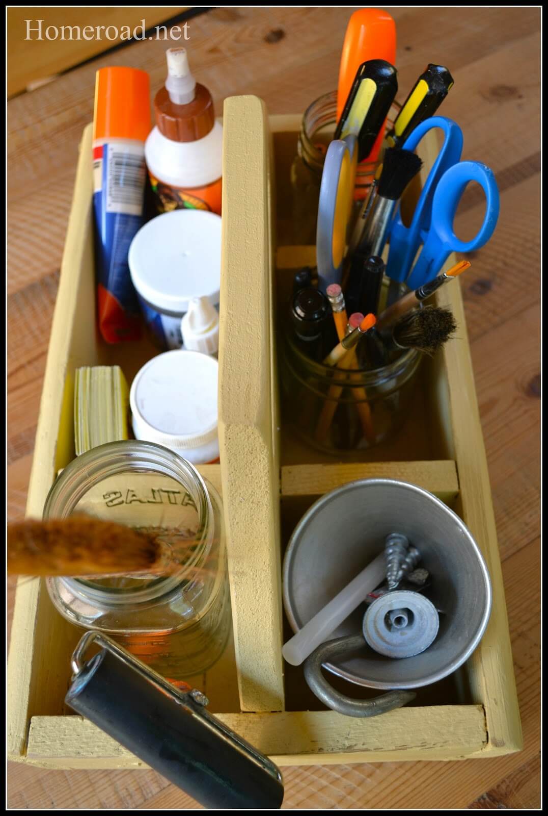 Portable Caddy for Easy Tool Organization