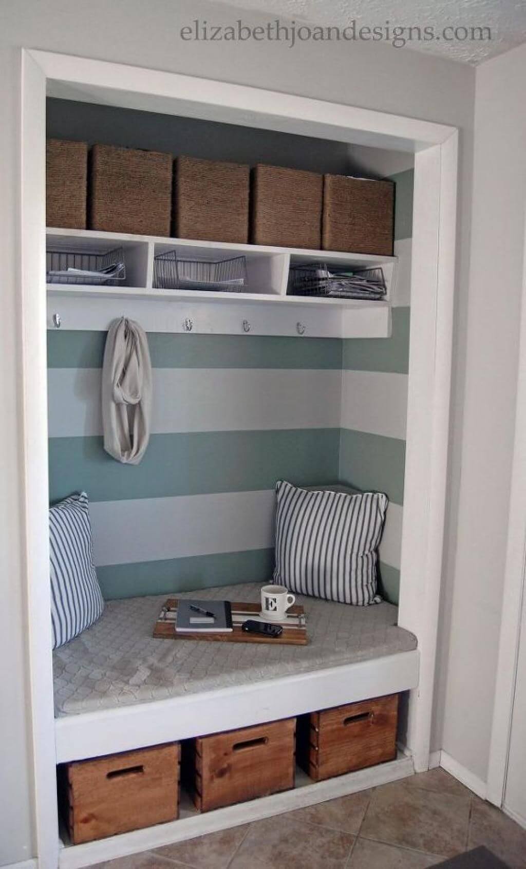 Recessed Alcove Entryway Bench with Storage