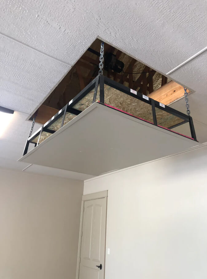 Attic Lift for Heavy-Duty Storage