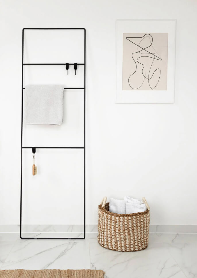 Modern Metallic Scandinavian Towel Ladder